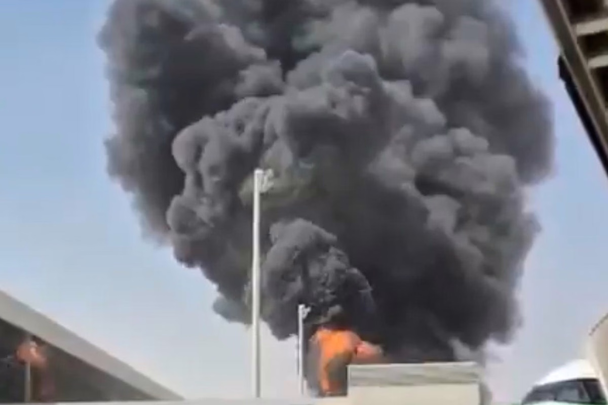 Missile attack at Riyadh airport kills 12, injures over 300