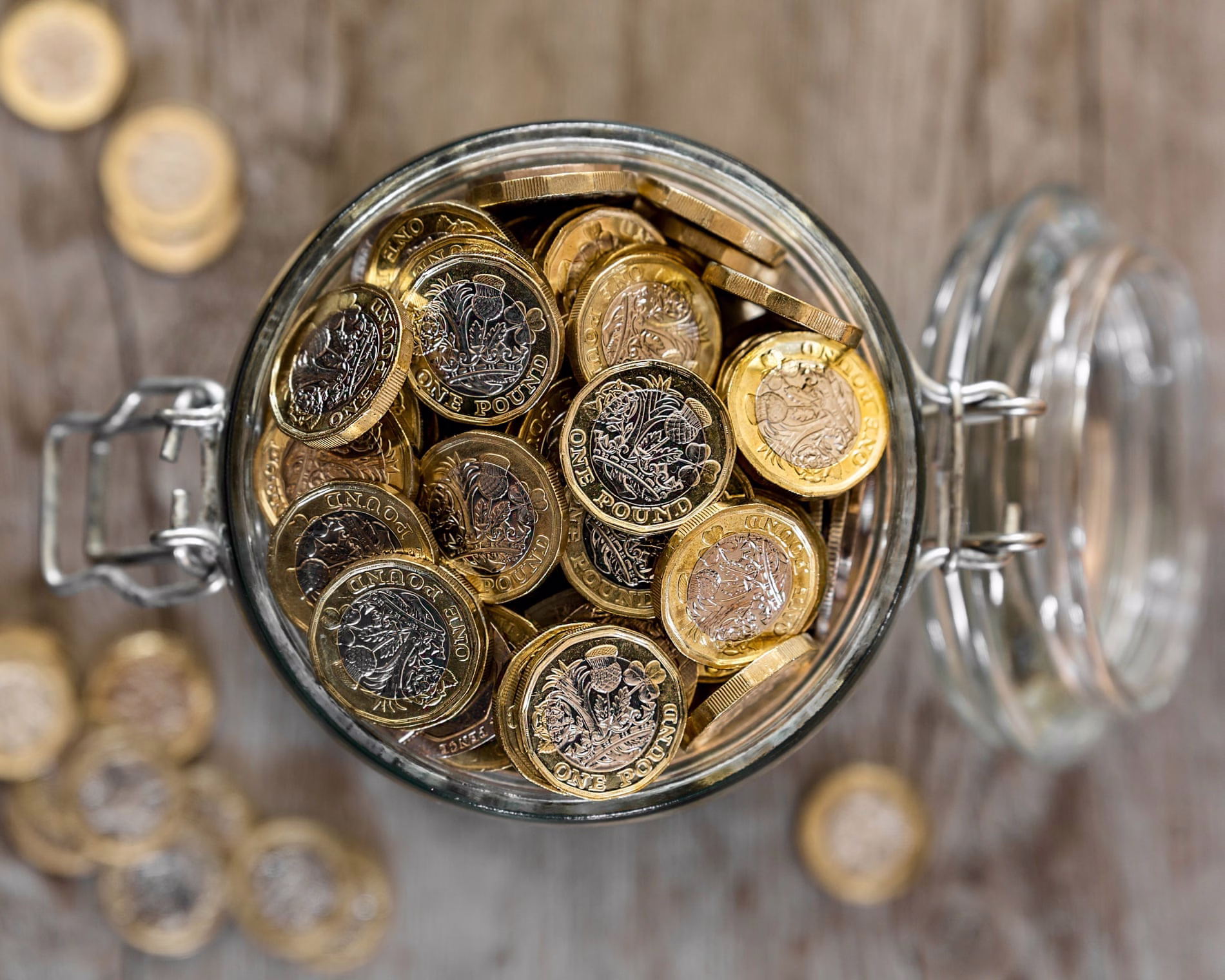 Top fixed-rate savings accounts hit 5.25% for first time in years.