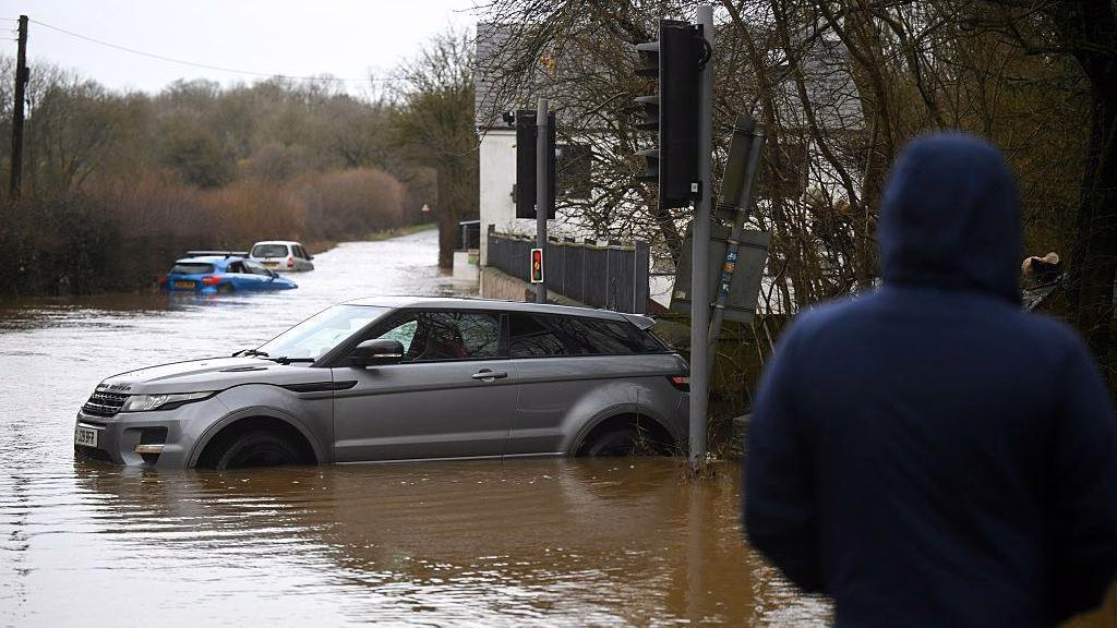 UK forms flood taskforce to combat winter weather risks